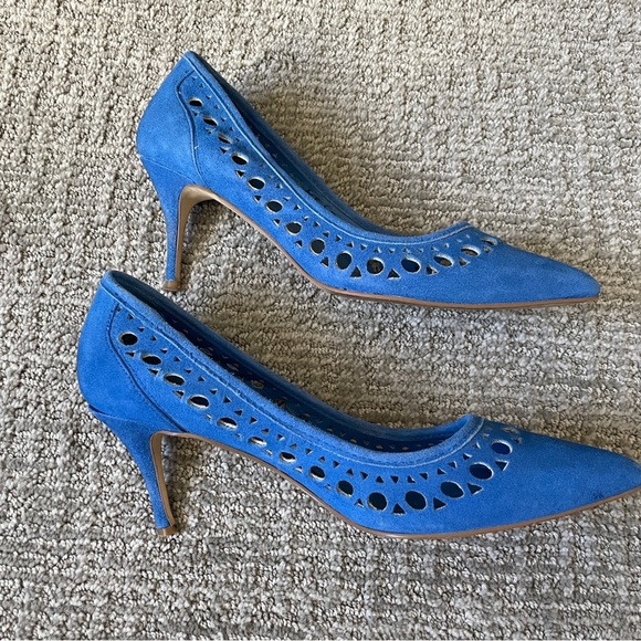 Ivanka Trump Blue Suede Cutout Pumps, Size 5.5 - Picture 4 of 9